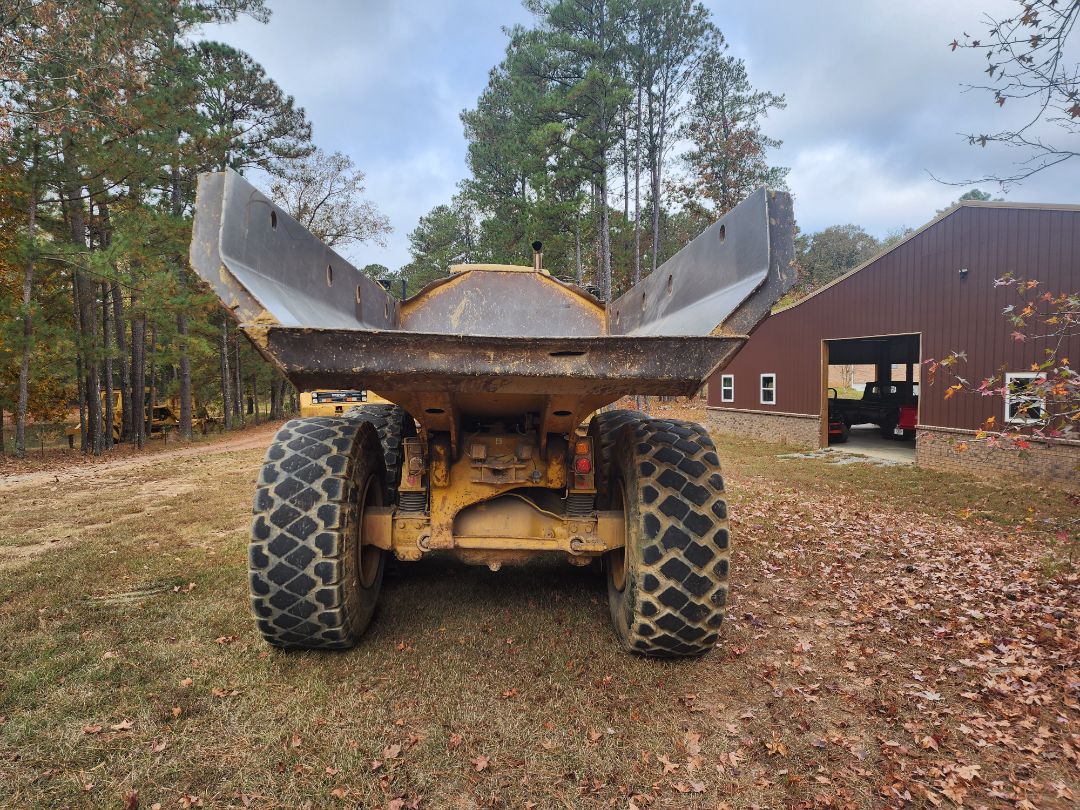 2012 CATERPILLAR 725 - Image 4